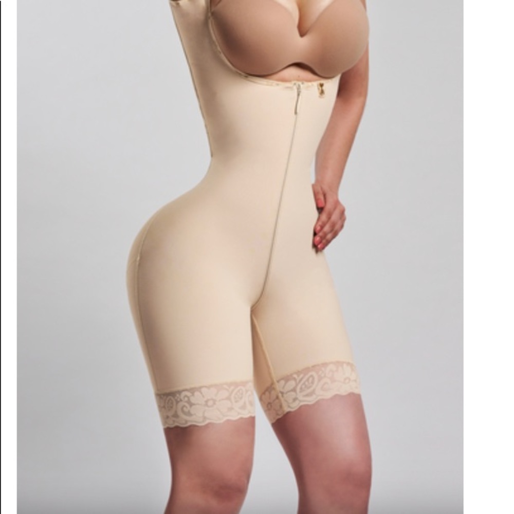 Mid-leg Invisible Body